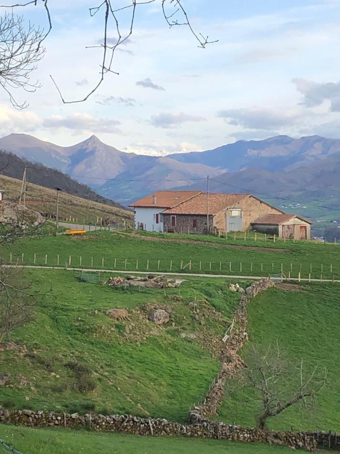 Maison Chulubitenia Irouleguy Zewnętrze zdjęcie